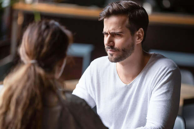 Психолог Савина: одностороннее общение — признак эмоционального использования