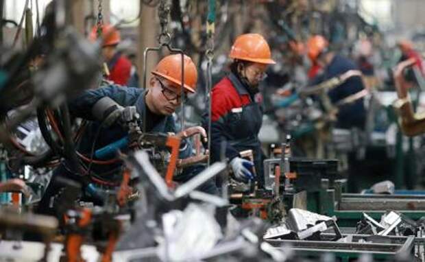 Илон Маск проигрывает Си Цзиньпину гонку роботакси