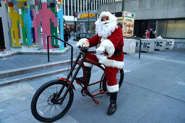 SantaCon 2018 в Лондоне, Париже, Сеуле, Нью-Йорке и других городах