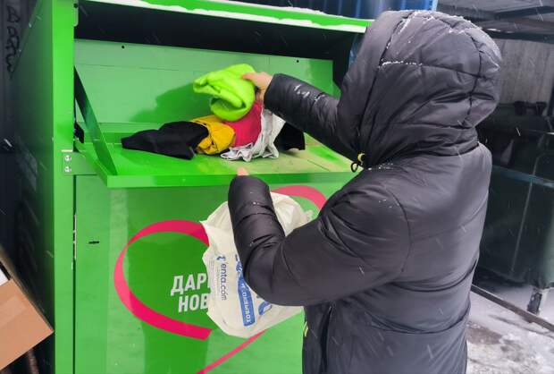 Контейнеры для приема старой одежды установили в Нижнем Новгороде