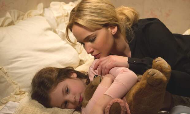 «Родители все время ссорятся, а на людях делают вид, что мы идеальная семья»