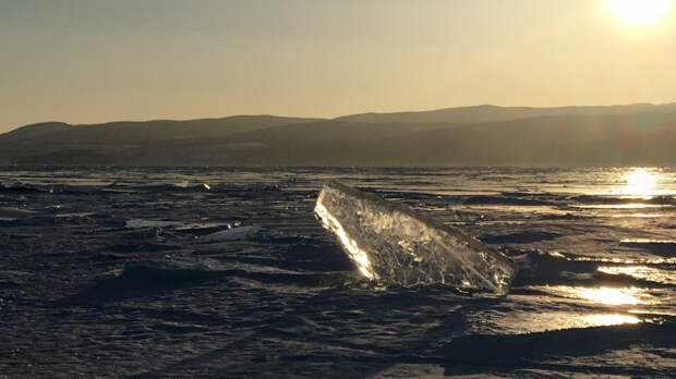 Водителем утонувшего на Байкале авто оказался бывший детский тренер по футболу
