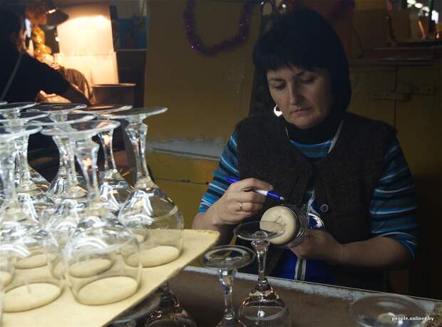 Как делают белорусский хрусталь