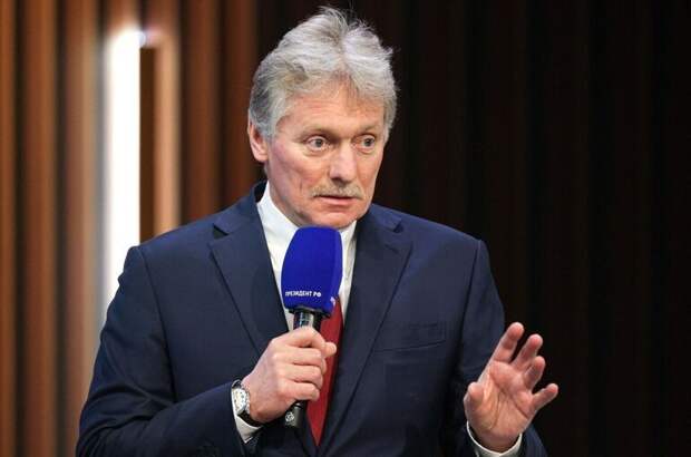 Песков: Россия не отказывалась от использования доллара