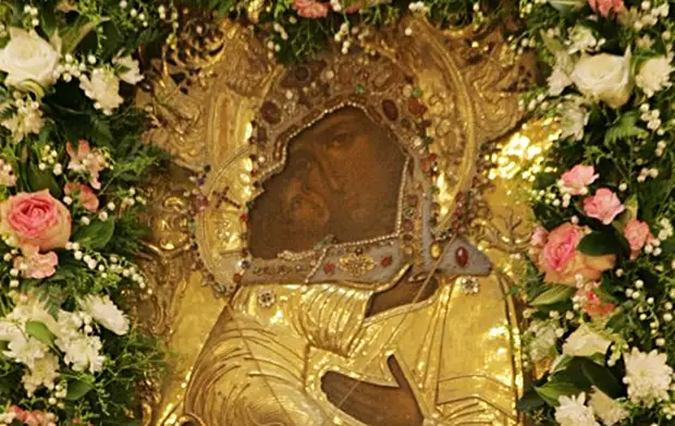 Исцелительница зрения, победившая Наполеона: чудеса Псково-Печерской иконы "Умиление"