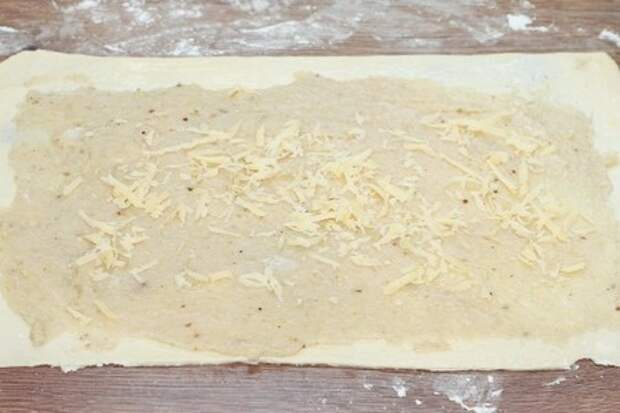 Пирог с начинкой в пряном соусе: фото шаг 6