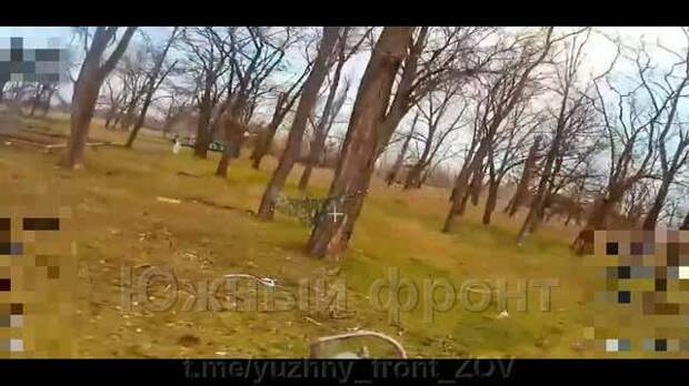Уничтожение бойцов ВСУ дроноводом армии России сняли на видео