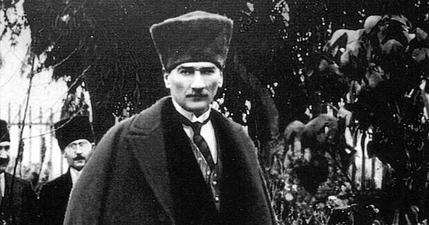 Здравствуйте, уважаемые читатели! Турецкая республика была основана на развалинах Османской империи в 1923 году.-7