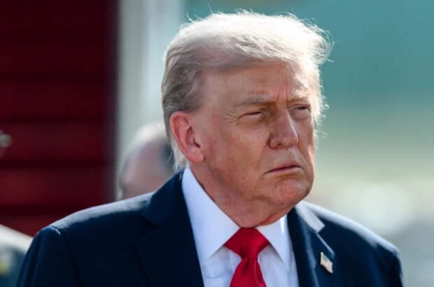 Трамп предложил журналистам перекусить на встрече с Зеленским