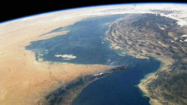 Генерал КСИР заявил о перекрытии Ормузского пролива для прохода судов