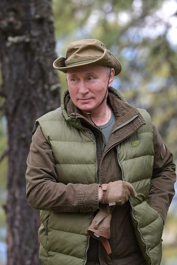 https://static.mk.ru/upload/entities/2019/10/07/10/photoreportsImages/detailPicture/69/fc/1e/ea/6207021_8879518.jpg