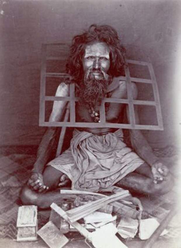 Индийский аскет с железным ожерельем, Индия 1870 . история, ретро, фото