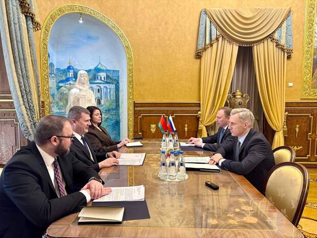 Губернатор Василий Анохин рассказал об укреплении связей Смоленщины с Республикой Беларусь