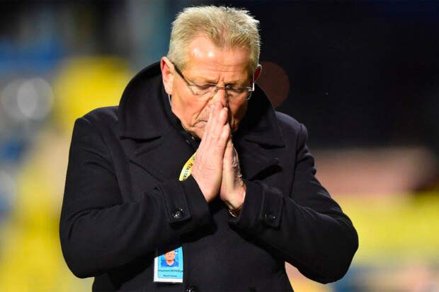 Тренер Петржела: российские клубы не могут играть на международной арене