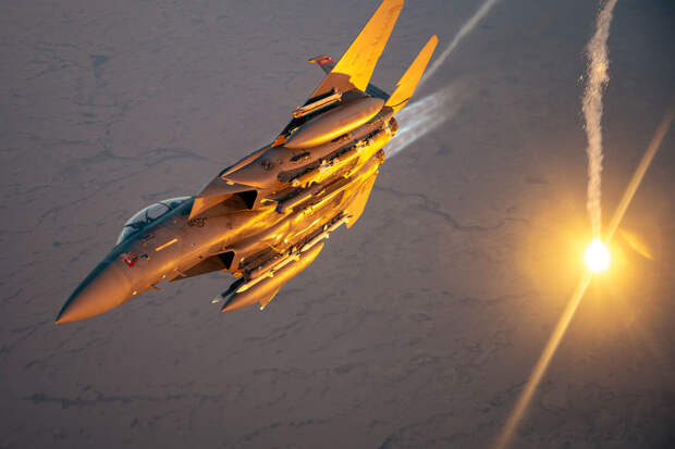 WSJ: пилот ВВС Кувейта в одном боевом вылете сбил три американских F-15