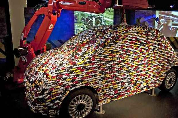 Музей авто истории в турине, италия. (трафик)