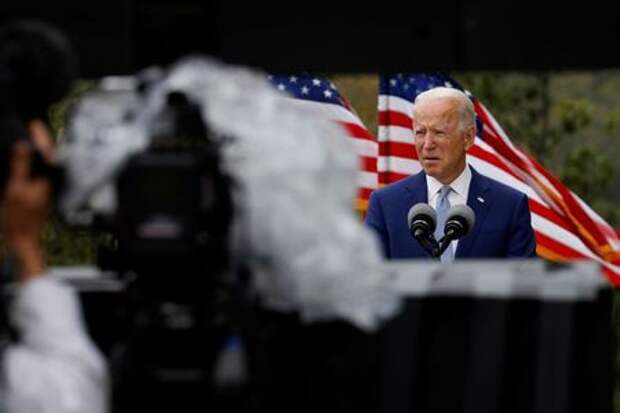 Democratic U.S. presidential nominee and former Vice President Joe Biden speaks during a campaign stop in Warm Springs, Georgia, U.S., October 27, 2020. REUTERS/Brian Snyder