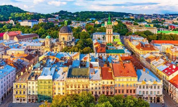 Пейзаж Львова с высоты птичьего полета