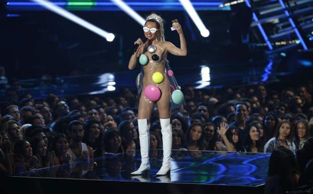 MTV Video Music Awards 2015