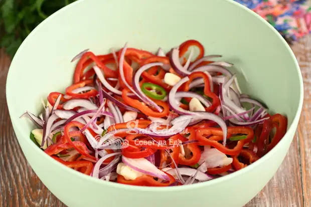 Из вареного мяса готовлю вкусные закуски (два разных варианта приготовления)