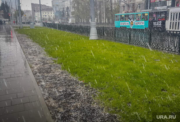 В ХМАО выпал снег в июне