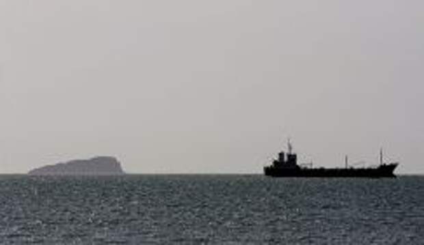 Морской бой неизбежен? Британия вслед за США переходит на тактику пиратов, охотящихся за танкерами с российской нефтью