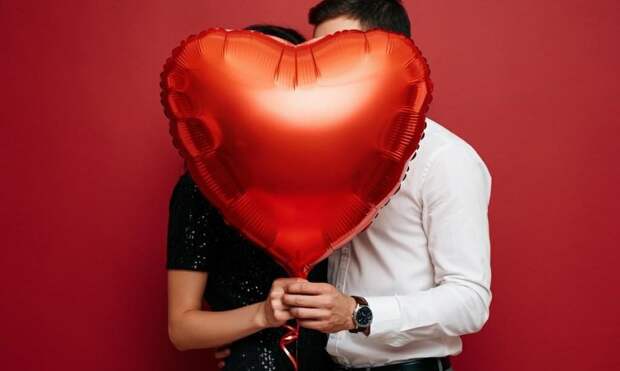 Выберите свой знак зодика и узнайте, как вам провести День святого Валентина