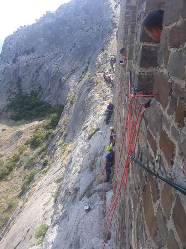 Пленник на отвесной скале