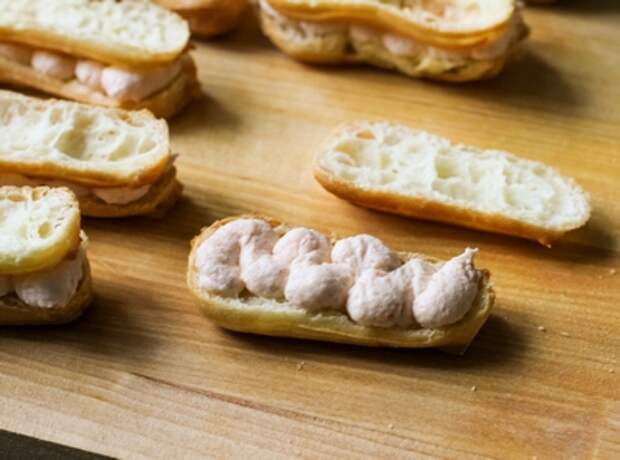 Наполняем эклеры