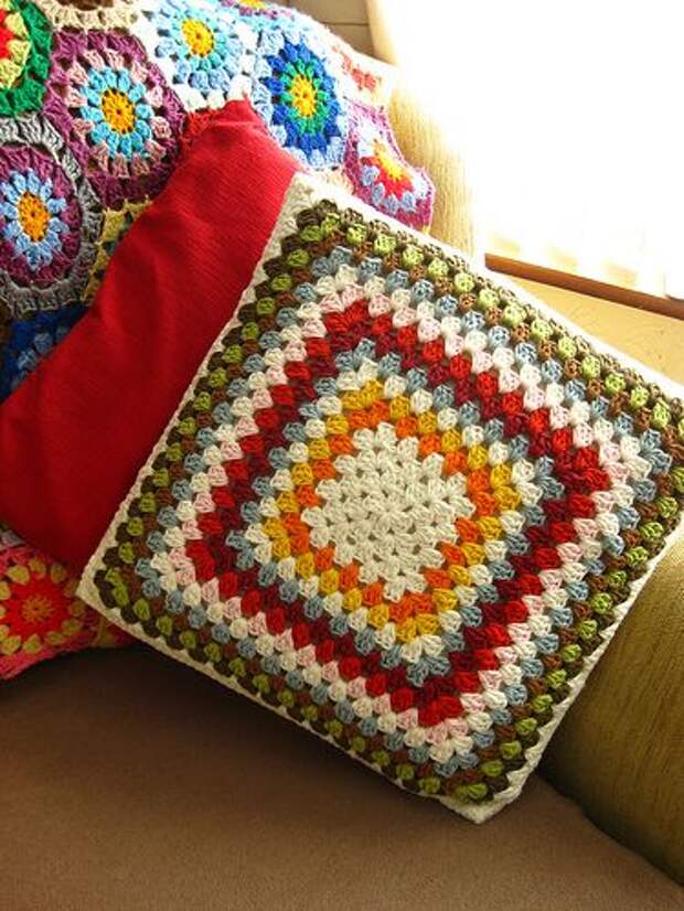 Another Crochet cushion: 