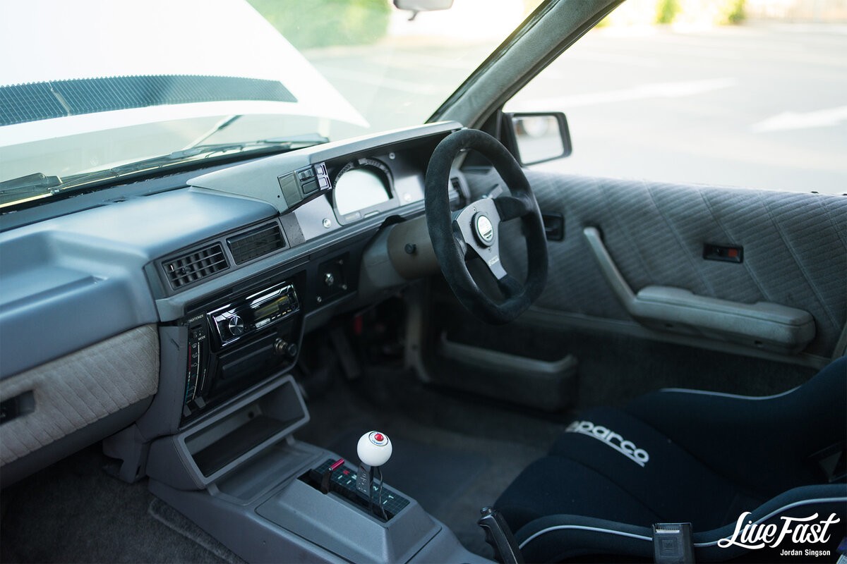 Holden Calais 1986 — культурная классика с турбомотором Nissan