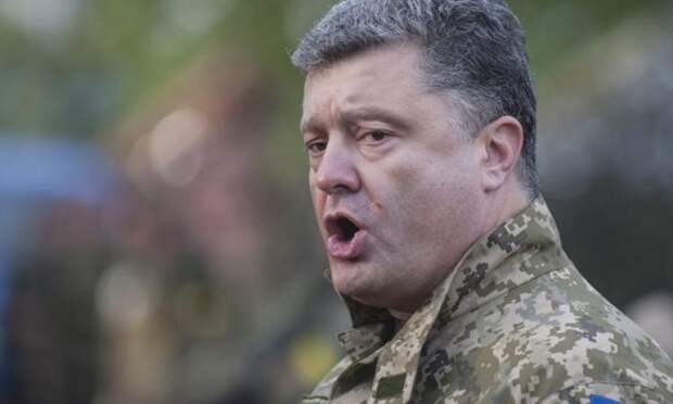 Порошенко разрешил иностранцам служить в ВСУ по контракту