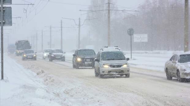 Мокрый снег и сильный ветер. Какая погода ждет Алтайский край 13 марта