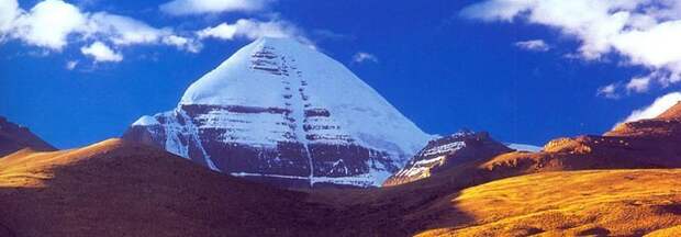 Гора-пирамида Кайлас – духовный центр Земли
