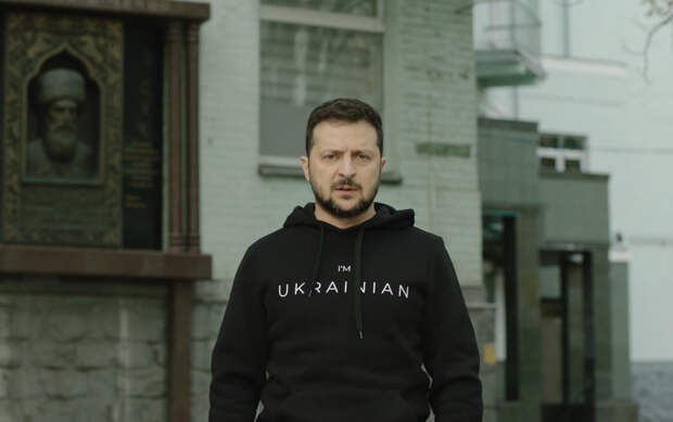 «Страна.ua»: Зеленский готов дать официальный статус русскому языку