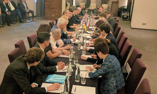 Вступив в ЕС, Украина потеряет финансовую помощь от богатых стран Европы Вступив в ЕС, Украина потеряет финансовую помощь от богатых стран Европы