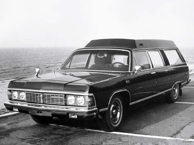 47. РАФ 3920 '1983. Модификация ГАЗ 14 "Чайка" с кузовом универсал и медицинским оборудованием. Было изготовлено 5 экземпляров - 2 для лидера Кубы Фиделя Кастро, и еще три, видимо, для 4-го управления Минздрава СССР, обслуживавшего высших чиновников 47. РАФ 3920 '1983. Модификация ГАЗ 14 "Чайка" с кузовом универсал и медицинским оборудованием. Было изготовлено 5 экземпляров - 2 для лидера Кубы Фиделя Кастро, и еще три, видимо, для 4-го управления Минздрава СССР, обслуживавшего высших чиновников катафалк, скорая, универсал