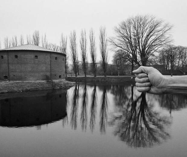 Сюрреалистические фотографии Арно Минккинена, демонстрирующие близость человека и природы (17 фото)