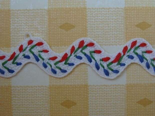 embroidery stitches on rick rack | Very Cute Embroidered Rick Rack ... 4 yards: 