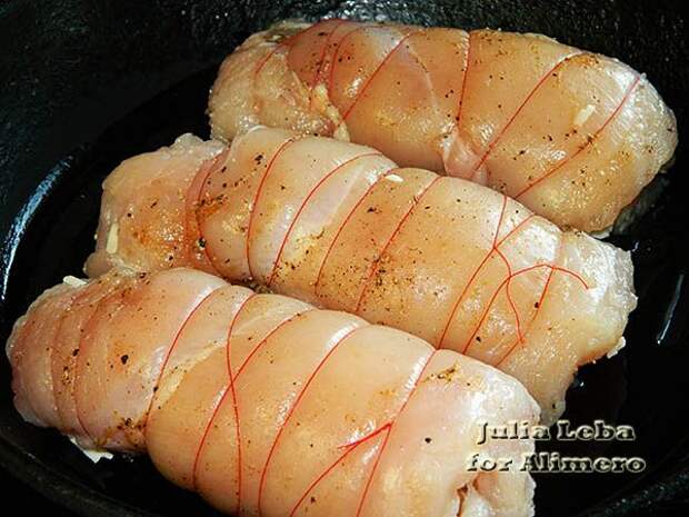 Рулет из куриной грудки Рулет из куриной грудки