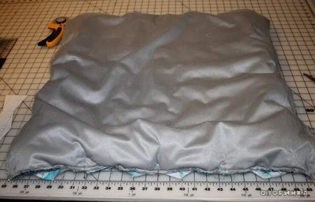нижняя сторона одеяльца из остатков ткани