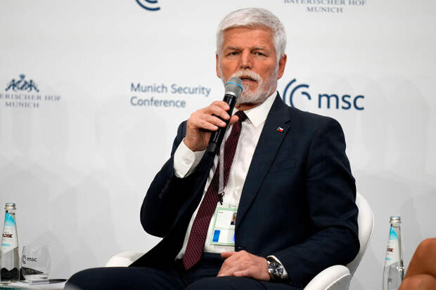 Сийрято: если бы коммунизм не пал, президент Чехии Павел шпионил бы в Европе