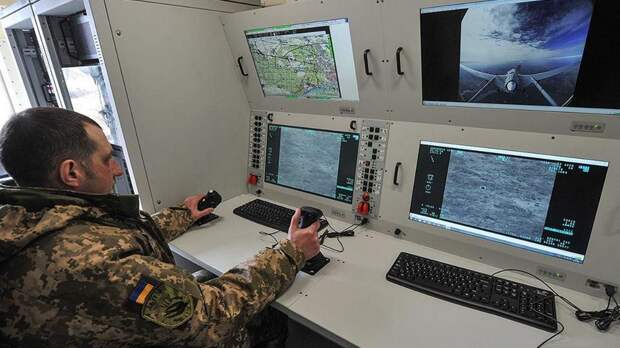 Бющими по России беспилотниками управляют из Польши, – участник СВО 