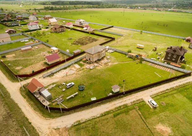 В Госдуме дали совет попавшим в "коттеджное рабство" из-за программы КРТ