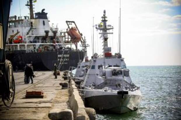 Резников настаивает на ускоренном строительстве военно-морской базы в Бердянске