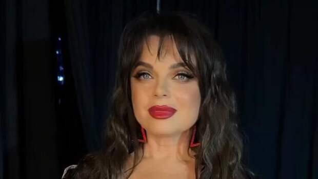 «Где-то в кафешках»: Королева рассказала, чем занимается Леонтьев в США