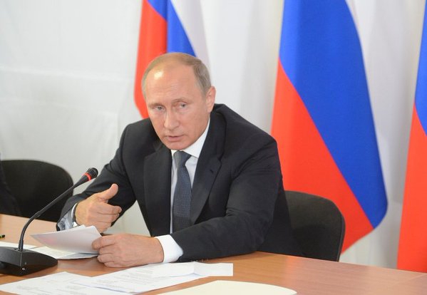 Путин поручил рассмотреть возможность поставок газа в замерзающий украинский город