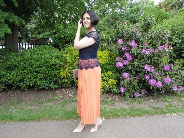 How to style a pleated skirt How to style a pleated skirt