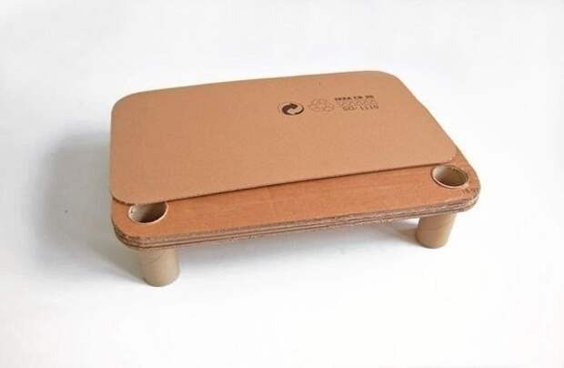 Столик из картона Столик из картона