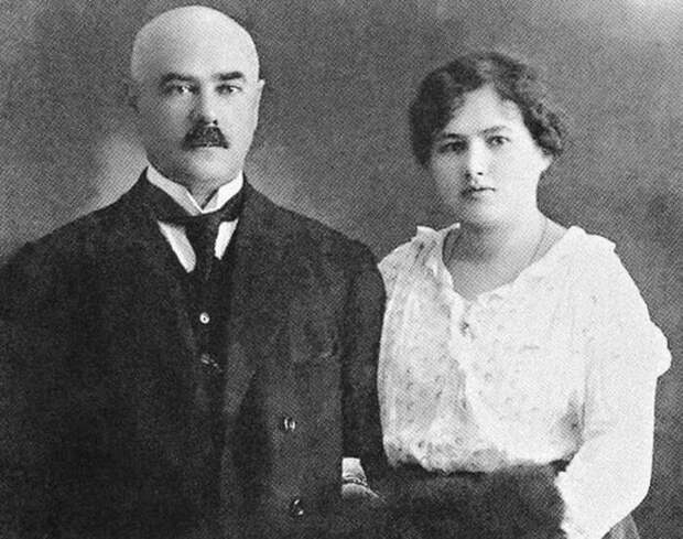 Ксения Чиж любила своего мужа, Деникина, которого знала с младенчества. /Фото: gpeople-russia.ru Ксения Чиж любила своего мужа, Деникина, которого знала с младенчества. /Фото: gpeople-russia.ru
